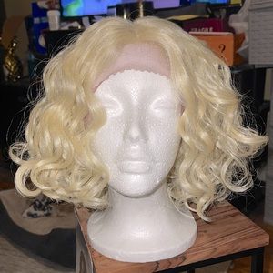Lace front short blonde wig